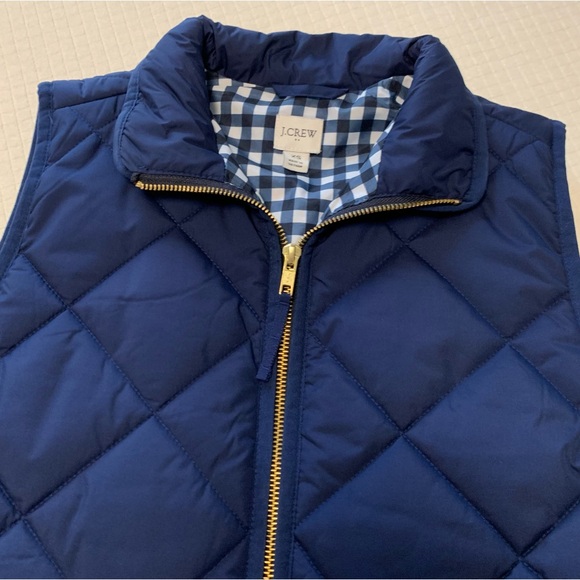 J.Crew Factory quilted puffer vest - Picture 16 of 16